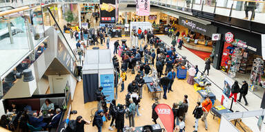 Fahrzeugtechnik bis Mechatronik: Berufsmesse lädt zum Ausprobieren ein