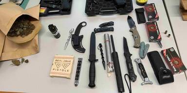 In Wiener Wohnung: 120 illegale Pyros und Waffen sichergestellt
