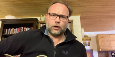 Paukenschlag: Thomas Sipsits wird zu René Benko!