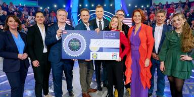 120.000 Euro für "Licht ins Dunkel" bei Armin Assingers "Promi-Millionenshow"