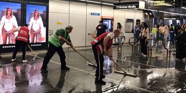 U-Bahn-Station Wien geflutet