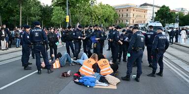 "Klimakleber"-Prozess startet schon im Februar