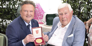 Bürgermeister Michael Ludwig und Peter Weck