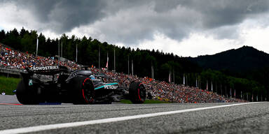 Russell mit Bestzeit im 1. Training - Verstappen knapp dahinter  
