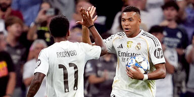 2:1 – Real zittert sich dank Mbappé-Elfer-Doppelpack zum Auftaktsieg