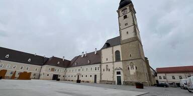 Bürgerinitiative möchte "Parkplätze zurück am Domplatz"