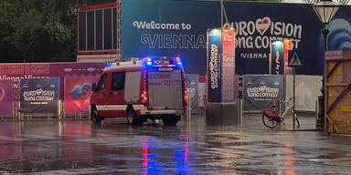 Sintflut-Regen: ESC-Village am Rathausplatz geräumt
