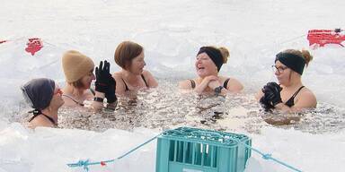 Lunzer See mit 25 cm dickem Eis