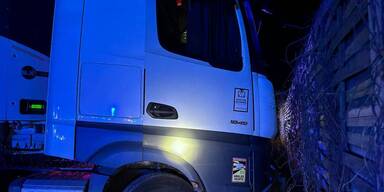 Lkw als Geisterfahrer auf A2