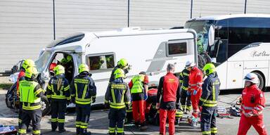 14 Verletzte bei Massenkarambolage auf der A1