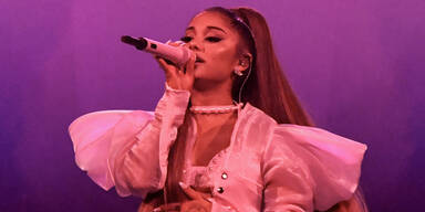 Ariana Grande von Fan angesprungen - jetzt muss er ins Gefängnis