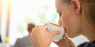 Forscher warnen: Zu viel Kaffee lässt das Gehirn schneller altern