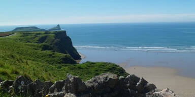 3rhossili-bay3.jpg