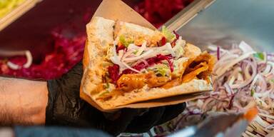 Gratis Kebap für alle: Dönermeister eröffnet neue Filiale in Floridsdorf 