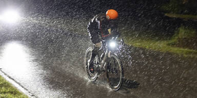 "Race around NÖ" ging durch die Regen-Hölle