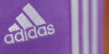 Marktriese Adidas soll Puma schlucken