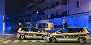 Schwechat Polizeieinsatz Balkon