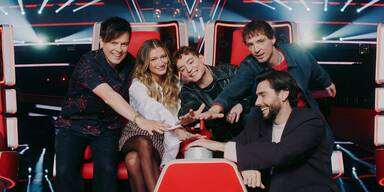 Die Jury: Michael Patrick Kelly, Leony, HE/RO und Alvaro Soler. 