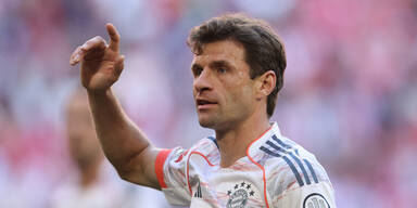 DIESER Kult-Klub lockt Thomas Müller mit Mega-Gehalt