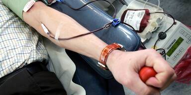 AKH schlägt Alarm: Winter-Unfälle lassen Blut-Bedarf stark angestiegen