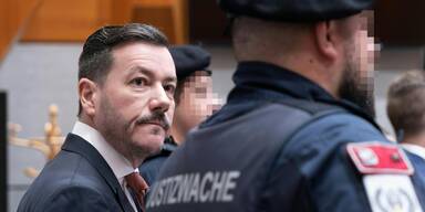 Benko will aussagen, bekennt sich aber nicht schuldig 