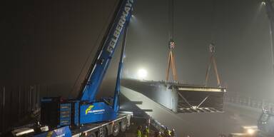 Alte Murbrücke der A2 erfolgreich abtransportiert 