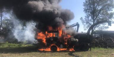 Rauchsäule von Lkw-Brand in Graz weit sichtbar