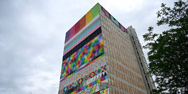 APA Turm Tower In Equality