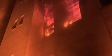 Flammen-Inferno in Wien: Frau und Hund gerettet