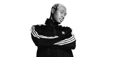 ADIDAS_FW25_SUPERSTAR_TOOLKIT_LOOK 2_FULLBODY_1792.jpg