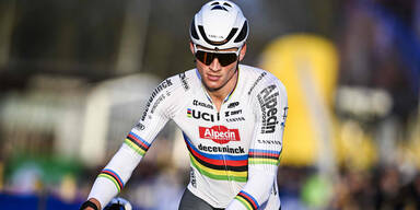 Riesen-Eklat: Raucher pustet Rad-Superstar während Rennen um