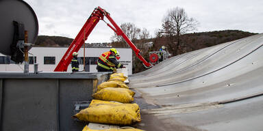 APA-HANDOUT--NIEDERÖSTERREICH-WETTER---STURM-SORGTE-FÜR-ZAHLREICHE-FEUERWEHREINSÄTZE-IN-NÖ-=.jpg