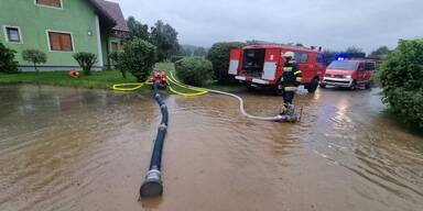 APA-HANDOUT--STEIERMARK-NACH-STARKEM-REGEN---FEUERWEHREINSÄTZE-IN-OST--UND-WESTSTEIERMARK-=.jpg