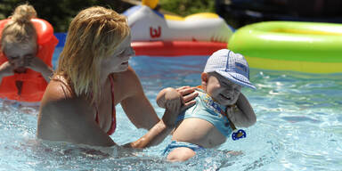 Kinder Hitze Sommer Baden 