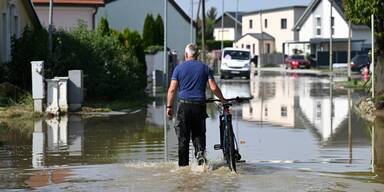 APAUNWETTER SITUATION IN NIEDERÖSTERREICH MOOSBIERBAUM =.jpg