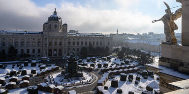 Adventmarkt-Betreiber für Maria-Theresien-Platz gesucht