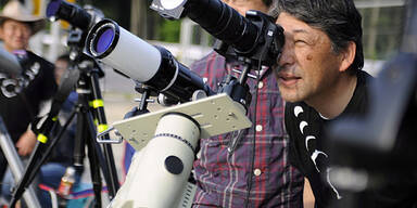 Spektakuläre Sonnenfinsternis in Asien & USA