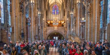 Emotionale Silvester-Ansprache im Stephansdom