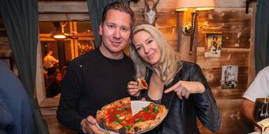 Mit Herz und Champagner: Barbaro lud zur 1. VIP-Party im Winter-Chalet