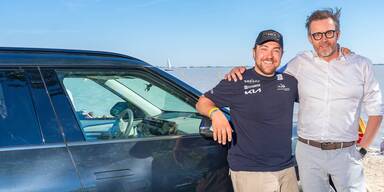 Valentin Bontus und Co.: Prominente Gäste beim KIA Beach & Surf-Event
