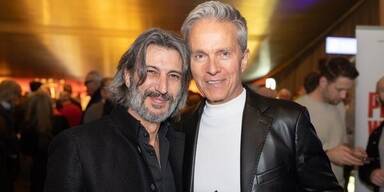 "VIVA LA VIDA“ Premiere begeistert Wien – Promis feiern Frida Kahlo