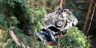 Alko-Lenkerin baut Horror-Crash - und flüchtet einfach