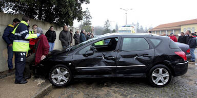 Rettung Spanien Riesenwelle