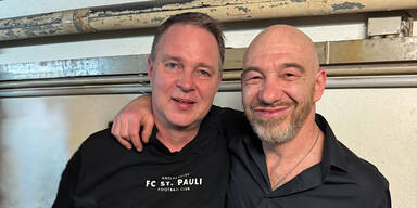 SPÖ-Chef Babler rockte mit Alkbottle ab