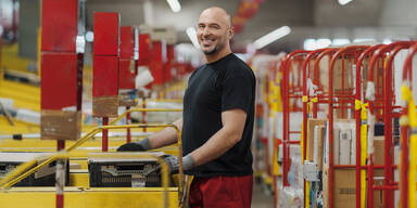 REWE erhöht Lohn für Handelsarbeiter