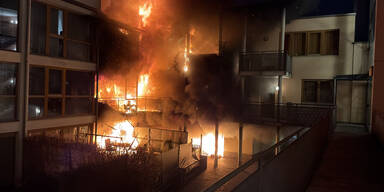 Feuer-Inferno in Tiroler Wohnanlage: Fünf Verletzte