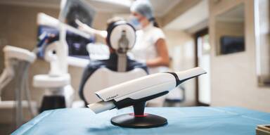 Moderne Zahnmedizin mit Haltung in der Denis & Focus Zahnklinik