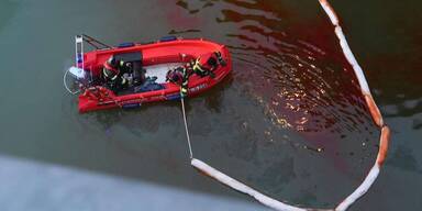 Ölaustritt an der Traun beschäftigte Feuerwehren seit Samstag 