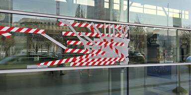 Demolierter Eingangsbereich.jpg