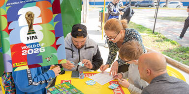 Sticker-Boom: So viel kostet es das Panini WM-Album komplett zu füllen